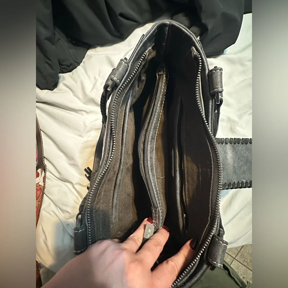 Trinity Ranch Purse - Picture 3 of 5